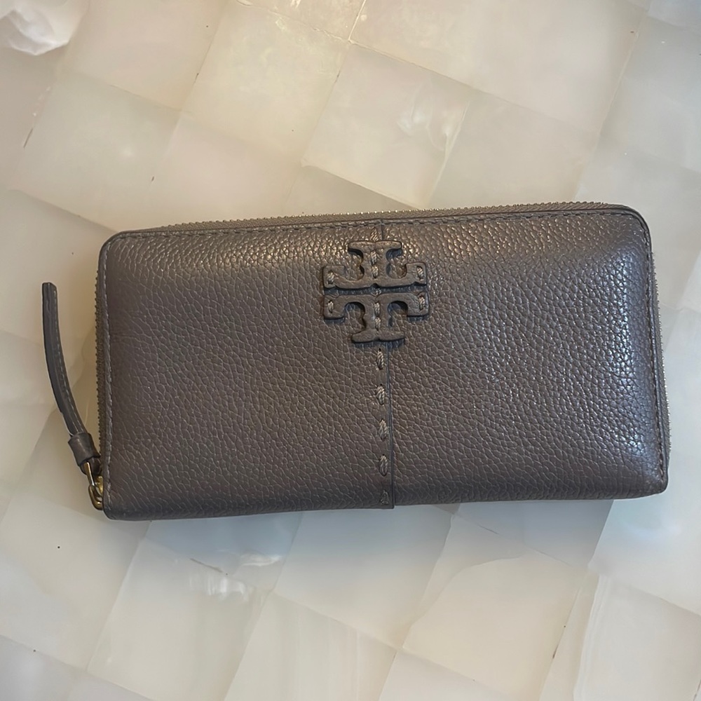 Tory Burch long wallet with zipper
